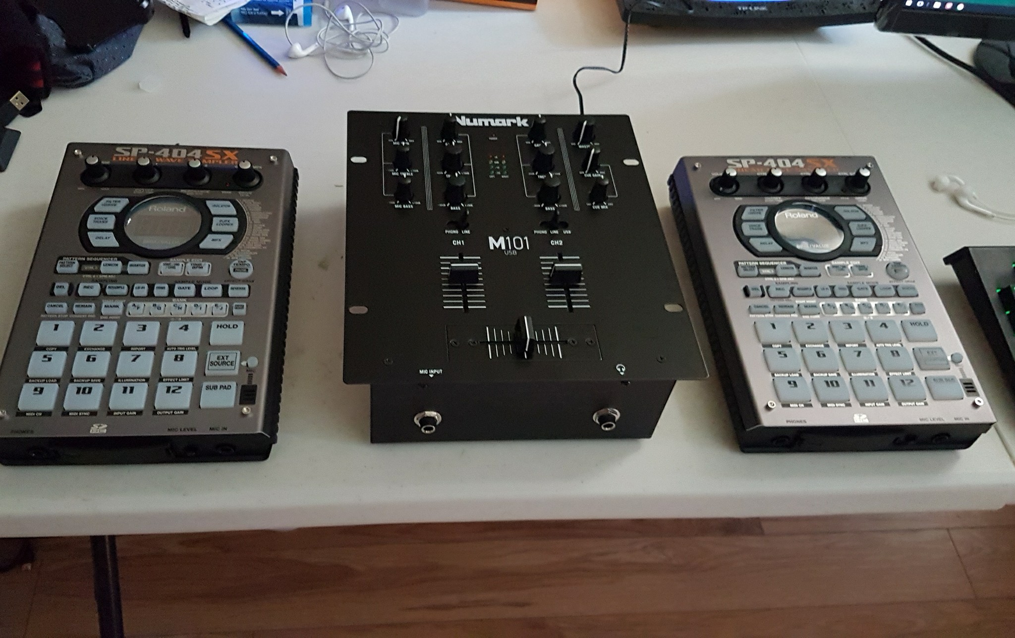 Sampler Dj setup.jpg